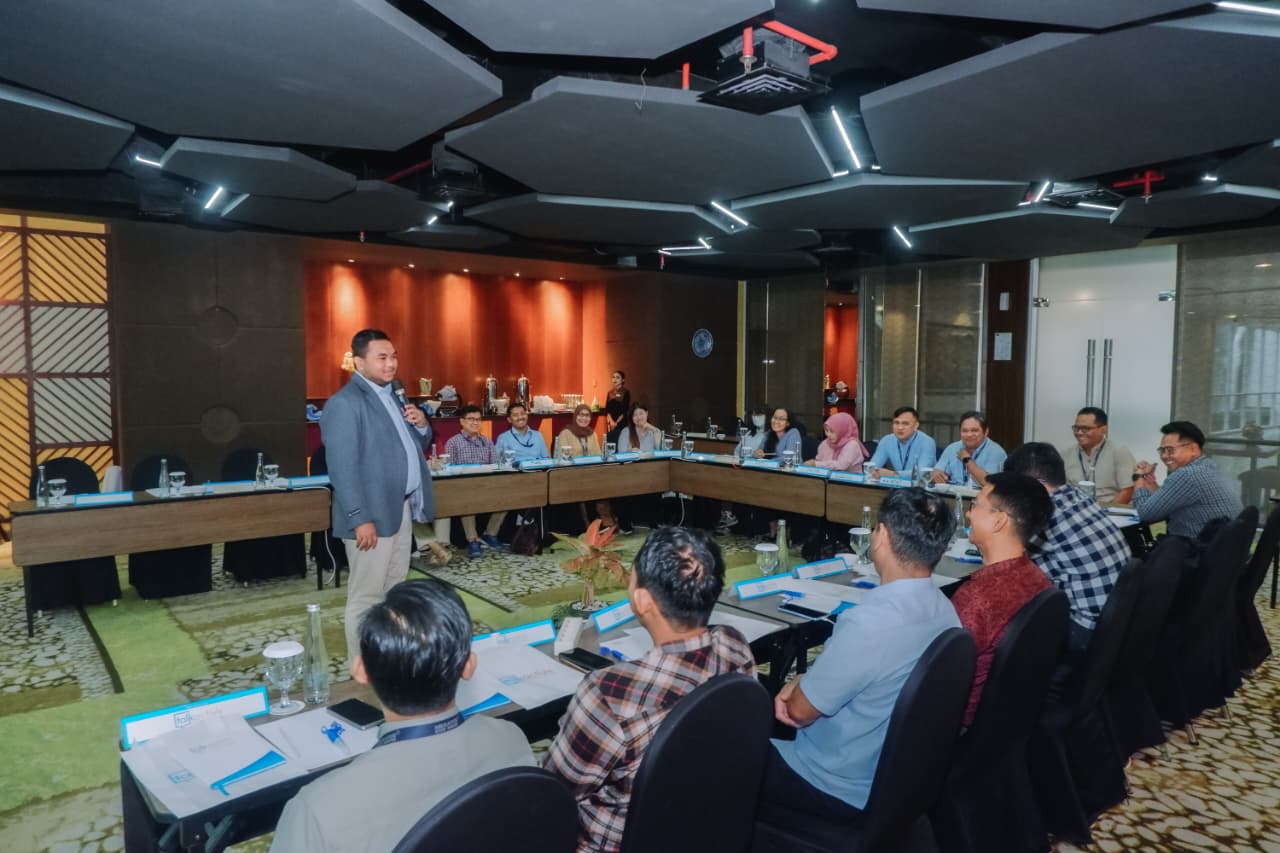 Pelatihan Public Speaking Session