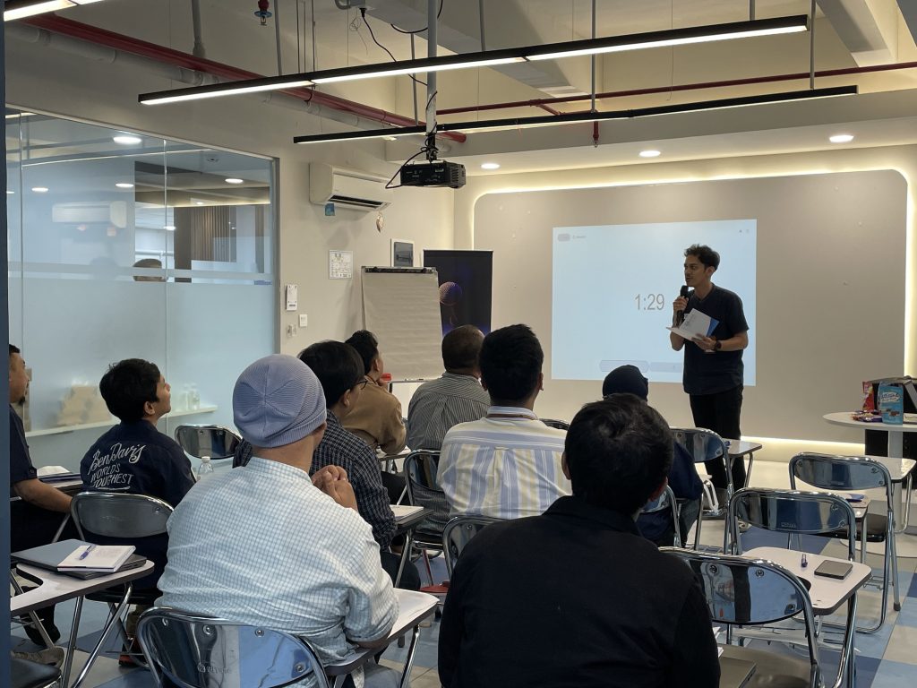 3 Hal yang Perlu Diperhatikan Saat Online Meeting Sehingga WFA Tetap Profesional